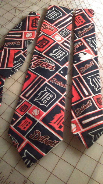 Detroit Tigers MLB Neckties in bow tie, skinny tie, and standard tie styles, kids or adult sizes